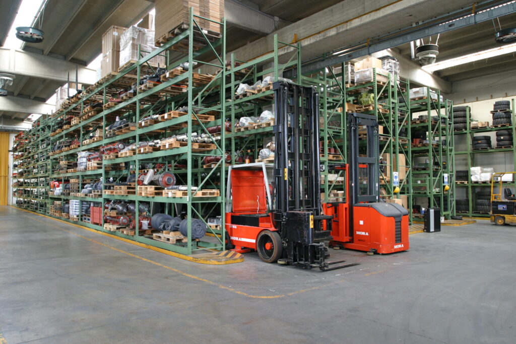 Stock de pièce détachées pour chariots élévateurs MORA CARRELLI